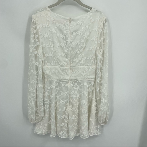 Keepsake Lace long Balloon Sleeve romper white Sz S - Picture 3 of 9